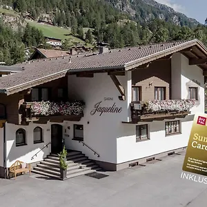 Jaqueline Bed & Breakfast Solden